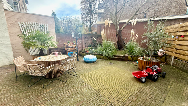 Medium property photo - Vondelstraat, 2513 EW Den Haag